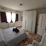 בית נופש Giolet's House