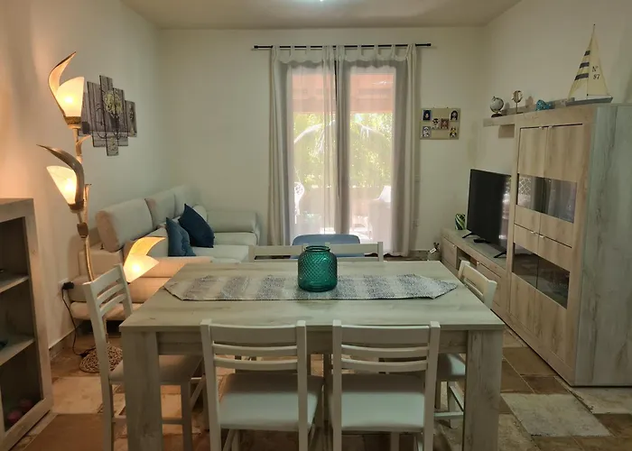 Holiday home Giolet's House