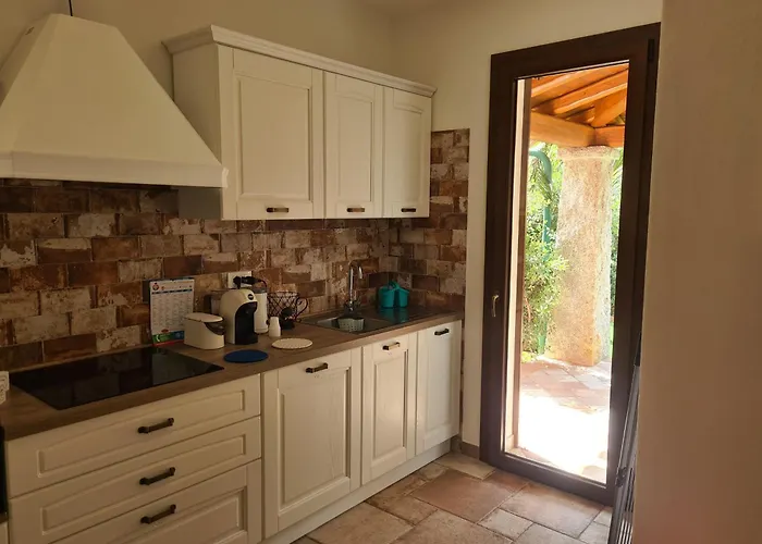 Semesterbostad Giolet's House *